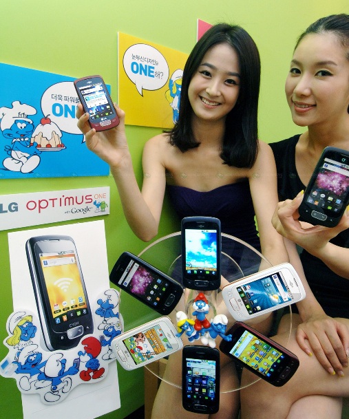LG ปล่อย Optimus Smurf เอ้ย Optimus One