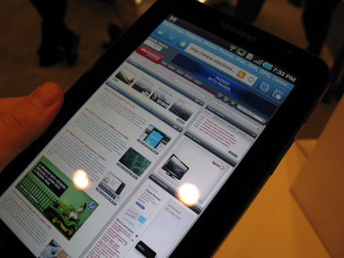 Samsung ประกาศกร้าว 7 นิ้วใหญ่ไม่พอ มันต้อง 10นิ้ว!! (tabletนะ)