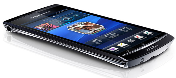Xperia Arc พร้อมออกศึก ติดอาวุธมาทั้งเครือ Sony Corp. กันเลยทีเดียว