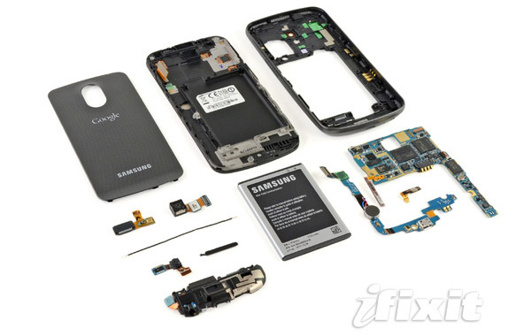 อ๊ากกกกก Galaxy Nexus โดนอั๊ว เอ้ย โดนรื้อ ! เผยเครื่องในตับไตไส้พุง
