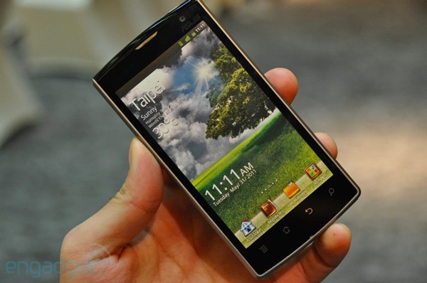 Asus Padfone จะมาพร้อมกับ Tegra 3 เปิดตัวต้นปีหน้า!