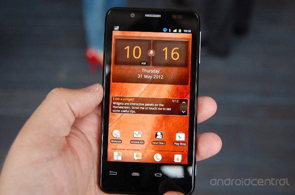 Orange เมืองผู้ดีเปิดตัว San Diego มือถือแอนดรอยด์พลัง Intel เครื่องแรกของอังกฤษ