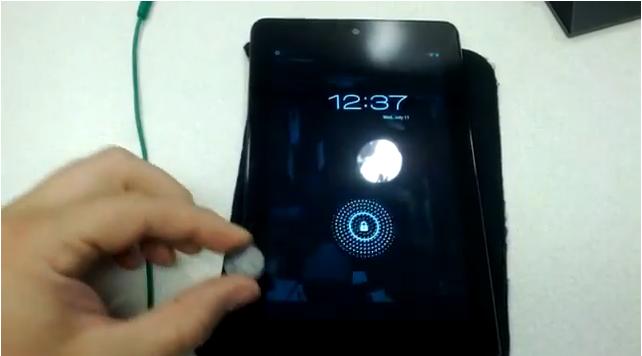 “เซนเซอร์แม่เหล็ก” ฟีเจอร์ลับใน Nexus 7 ใช้สำหรับการล็อคหน้าจอ