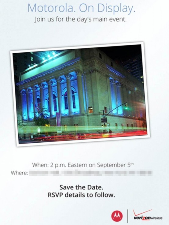 Motorola ถ่ายทอดสดการเปิดตัวสินค้าใหม่ผ่าน Youtube