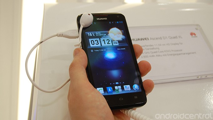 วิดีโอพรีวิว Huawei Ascend D1 Quad XL