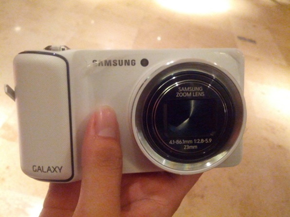 ภาพหลุด Samsung Galaxy Camera จากงาน Droidsans Meetings #4 พบว่ามันมาพร้อมกับ Jelly Beans