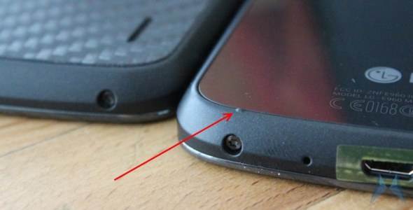 Nexus 4 ปรับดีไซน์ใหม่ กันรอยแตกลายงาบนแผ่นหลังด้วยหัวนมจิ๋ว