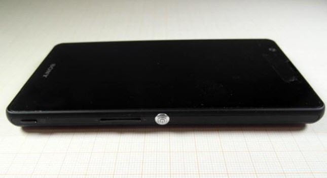 มาแล้วภาพหลุด Sony Xperia A อีกหนึ่งมือถือพันธุ์อึด