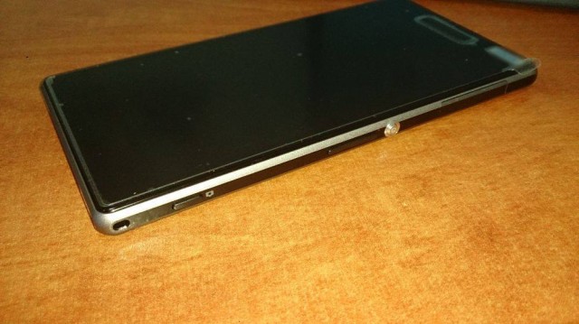 เค้าว่ากันว่านี่แหละ Sony H2 หรือ Honami รุ่นท็อปปลายปีของ Sony