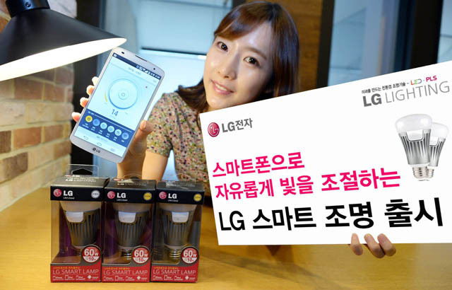 LG เปิดตัว smart bulb หลอดไฟอัจฉริยะที่กระพริบเตือนได้เวลามีสายเข้า!