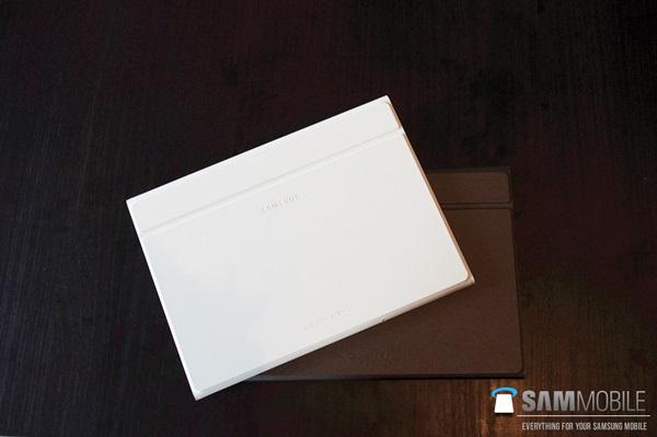 หลุดหลุดหลุด…เผยภาพ Samsung Galaxy Tab S พร้อม Flip cover ลายจุดก่อนงานเปิดตัววันที่ 12 มิ.ย. นี้