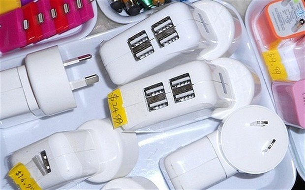 สะดุ้ง! ที่ชาร์จแบตปลอมดับชีวิตสาวออสเตรเลีย