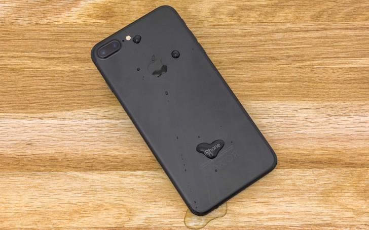 สาวกยอมจ่ายแพงถ้าได้ฟีเจอร์ใหม่ ส่งผล Apple ขาย iPhone 7 Plus ได้มากที่สุดตั้งแต่เคยทำรุ่นอัพไซส์จอใหญ่มา