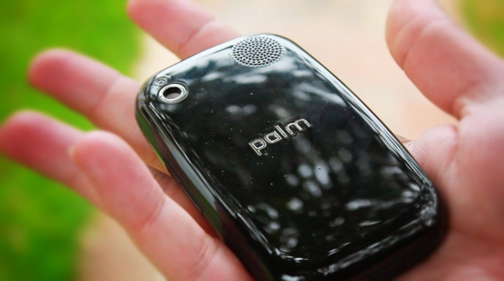 ชุบชีวิต.. TCL เตรียมนำ Palm กลับมาในช่วงต้นปี 2018