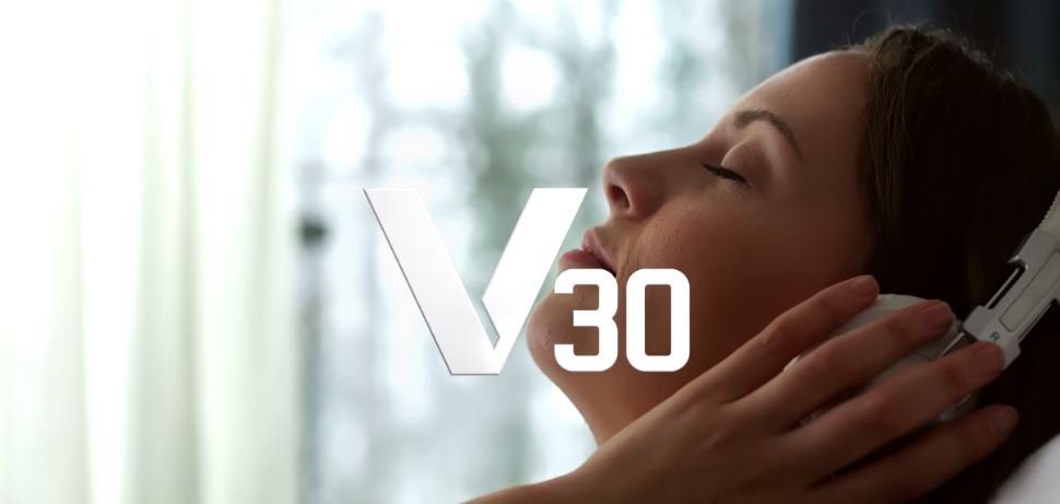 LG ปล่อยทีเซอร์ LG V30 ตัวใหม่ ชูระบบเสียงที่พร้อมให้คุณดื่มด่ำไปกับเสียงดนตรี