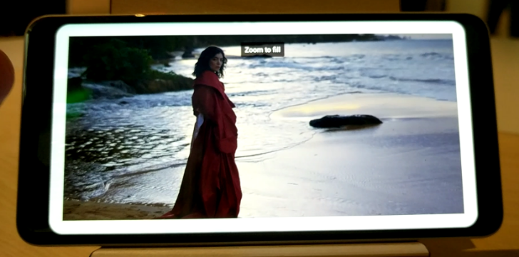แอป YouTube เพิ่มฟีเจอร์ Zoom to Fill ขยายขนาดวิดีโอเต็มหน้าจอมือถือ 18:9 ใน Pixel 2 XL