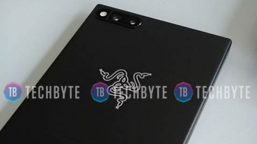 หลุดภาพตัวเครื่องมือถือ Razer รุ่นแรกจากค่ายงูเขียว มาพร้อมกับกล้องหลังคู่