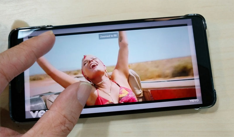 YouTube อัพเดทฟีเจอร์ Zoom to Fill สำหรับสมาร์ทโฟนจอยาว 18:9 / 18:5.9 รุ่นอื่นๆ เพิ่มเติมแล้ว