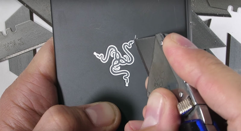 แกะ แงะ กรีด เผา Razer Phone พร้อมเปิดดูไส้ในพบท่อ heat pipe ขนาดยักษ์