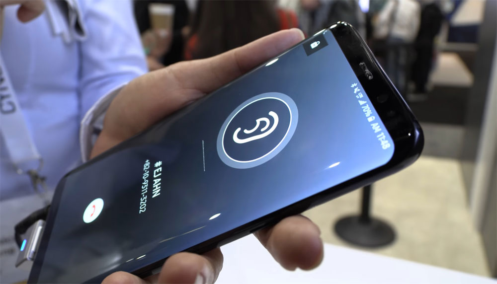 คาด Samsung Galaxy S10 กับ LG G8 จะมาพร้อมกับหน้าจอติดขอบ ไร้ช่องลำโพง