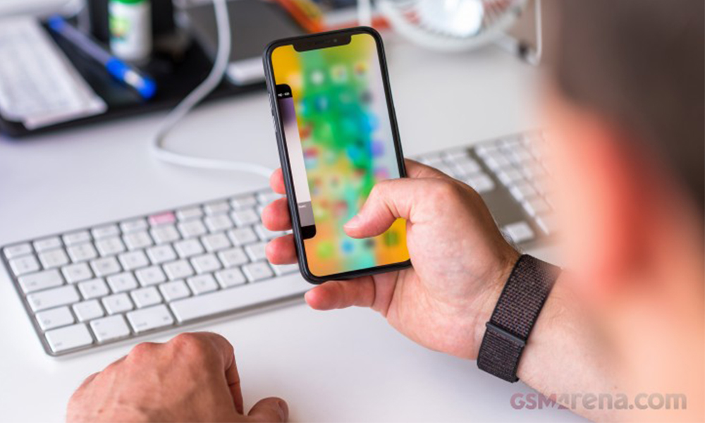 Apple ยอมรับ iPhone X และ Macbook Pro 13 มีปัญหา พร้อมเสนอให้นำเครื่องมาเปลี่ยนอะไหล่และซ่อมแซมได้ทั้งคู่