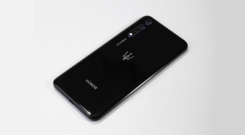 DS_honorv20_Maserati_edition-01