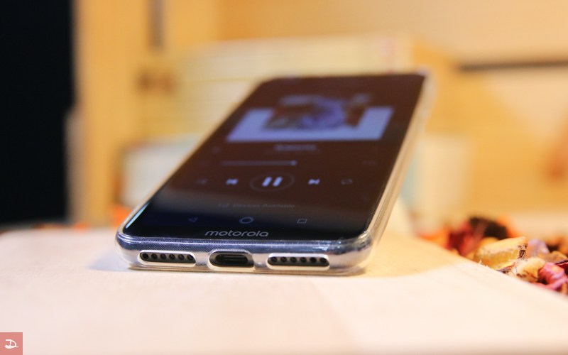 DS_motorolaone_10