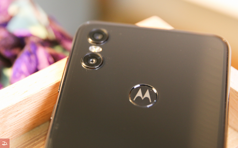 DS_motorolaone_31