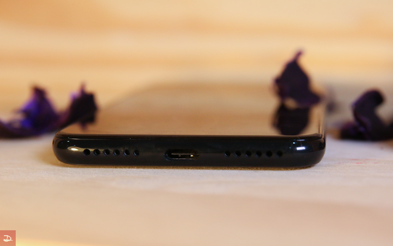 DS_unbox_motorolaone_10