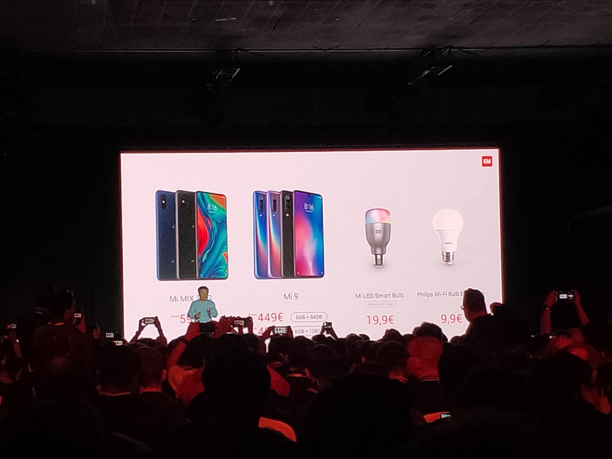 Xiaomi เปิดตัว Mi MIX 3 5G, Mi 9 และ Mi LED Smart Bulb ในงาน MWC 2019
