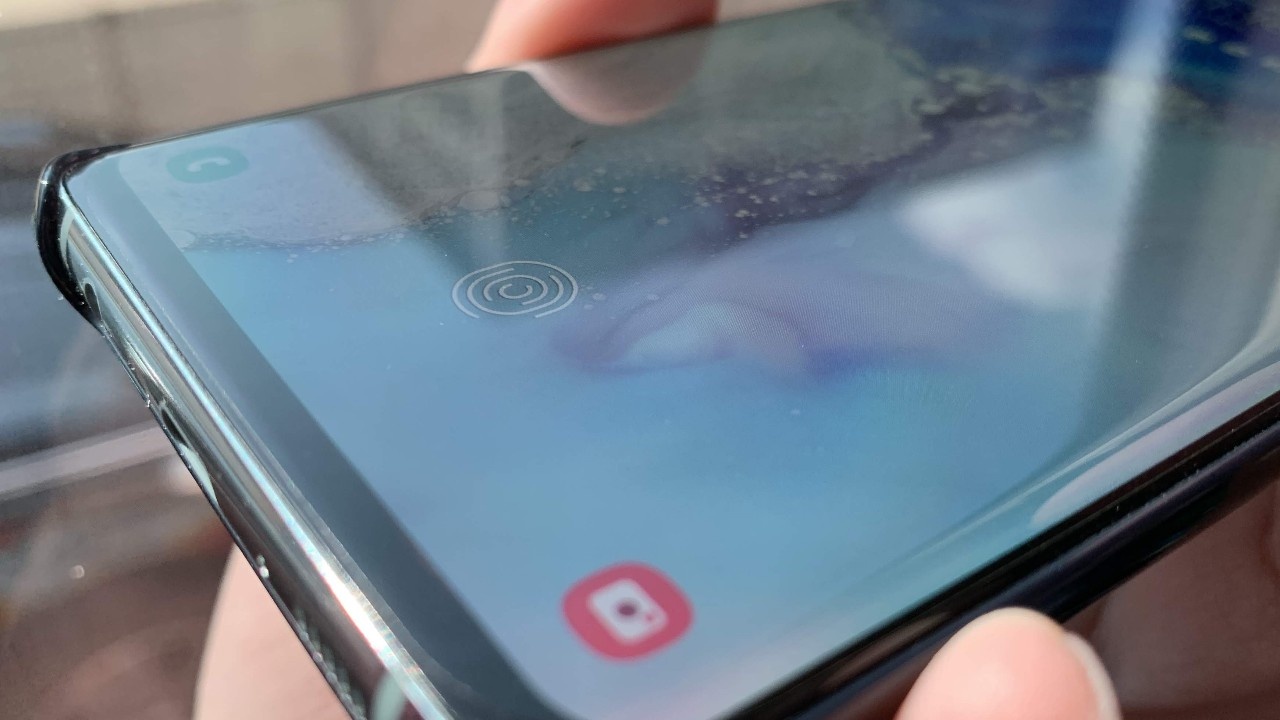 Samsung รับทราบปัญหาแสกนใต้หน้าจอใน Galaxy S10 ระบุเป็นปัญหาระดับซอฟท์แวร์ แก้ไขได้
