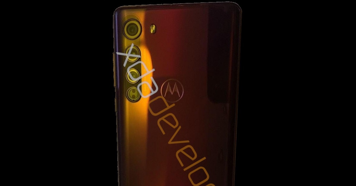 หลุดสเปค Motorola Edge มาพร้อมจอโค้ง Waterfall 90Hz, กล้องหลัง 3 ตัว 64MP