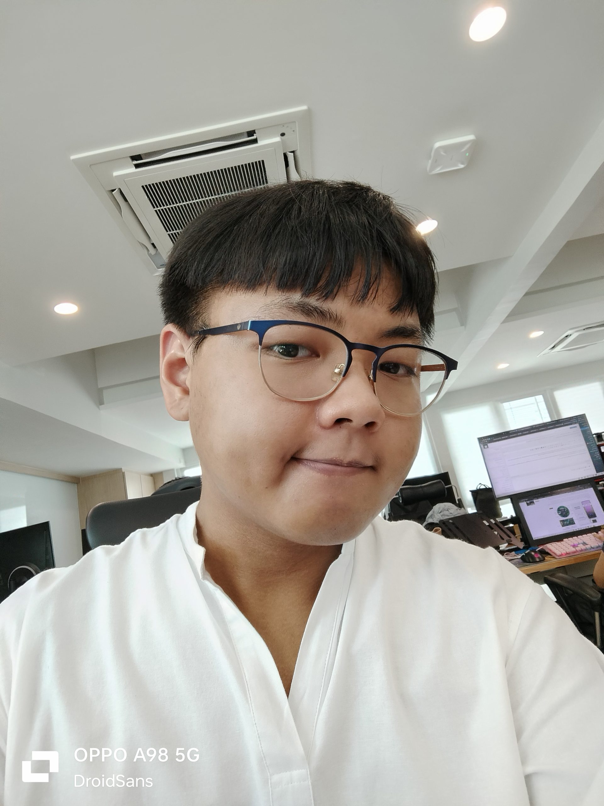 REVIEW | รีวิว OPPO A98 5G มือถือดีไซน์สนุก มีกล้องจุลทรรศน์ รองรับชาร์จไว 67W ในราคา 10,990 บาท