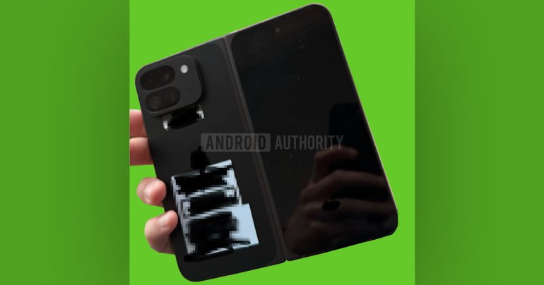 หลุดภาพ Google Pixel Fold 2 เครื่องต้นแบบ ปรับดีไซน์กล้องหลังใหม่ หน้าจอแคบลงกว่าเดิม