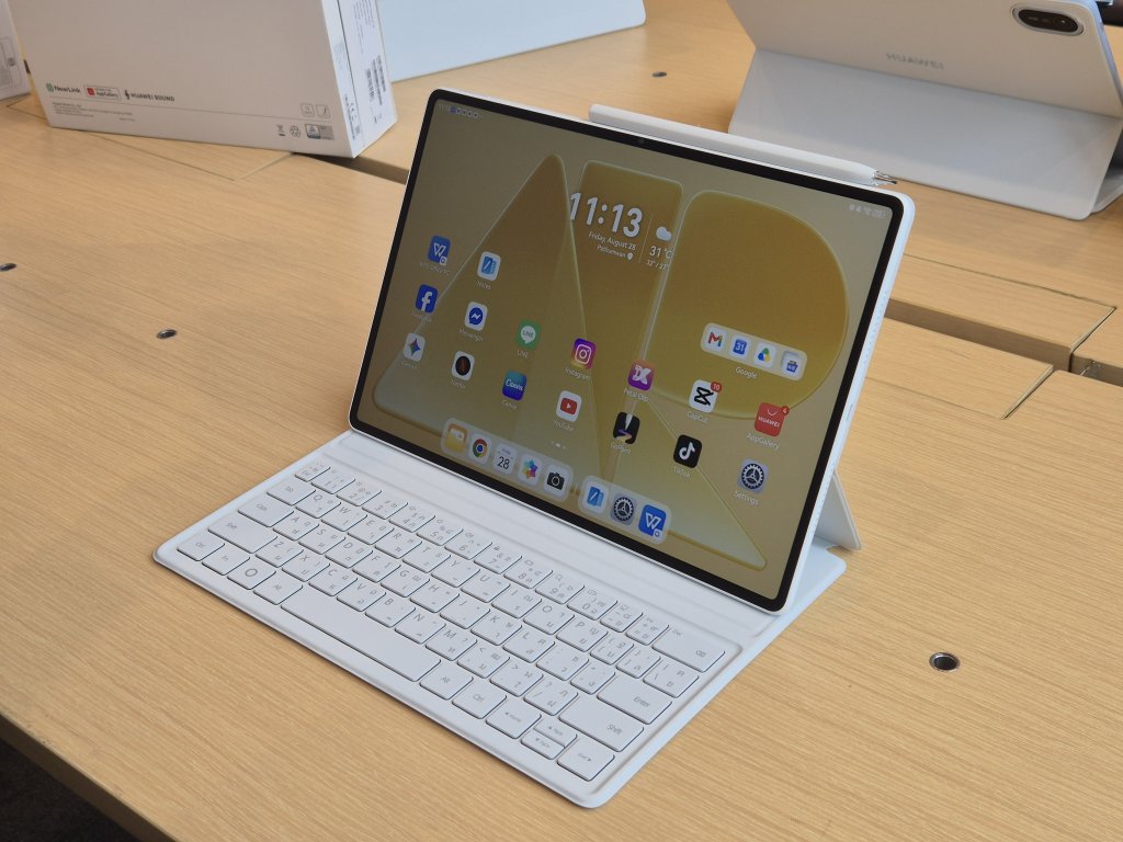 สัมผัสเครื่องจริง HUAWEI MatePad Air แท็บเล็ตจอ OLED PaperMatte 12 นิ้ว 144Hz แบต 10,100mAh พร้อม AI ช่วยทำงาน